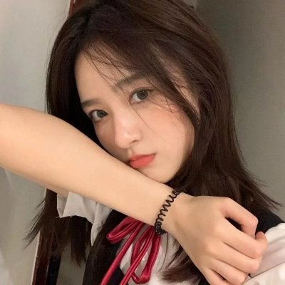 订婚当天富豪千金来虐渣